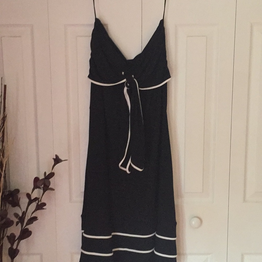 The limited dress